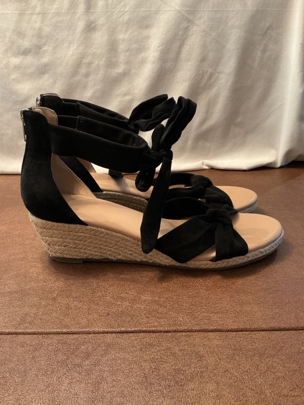 Sz 11 Women’s Sandals Espadrille Suede Upper Memory Foam Black Euro-Summer Shoe - Picture 3 of 12